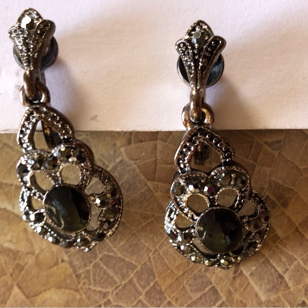 Vintage…The Windsor collection earrings